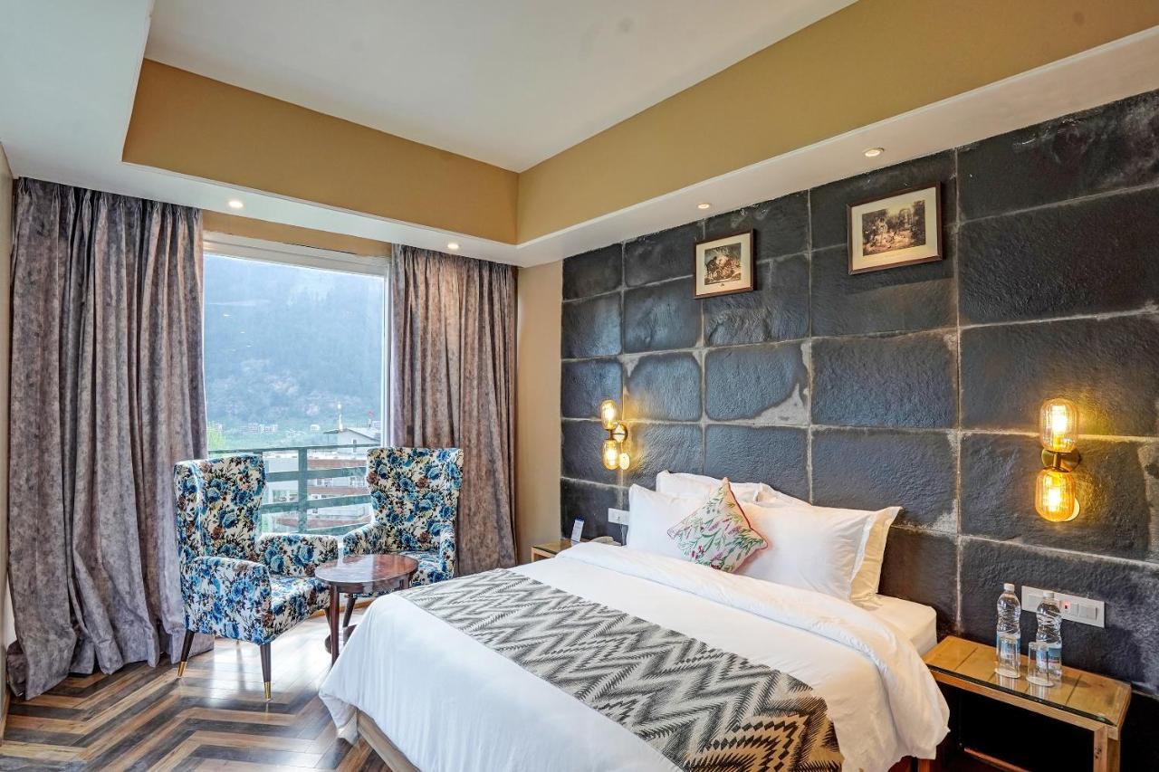 Naturevilas Sarovar Portico - Centrally Heated Manāli Exterior foto